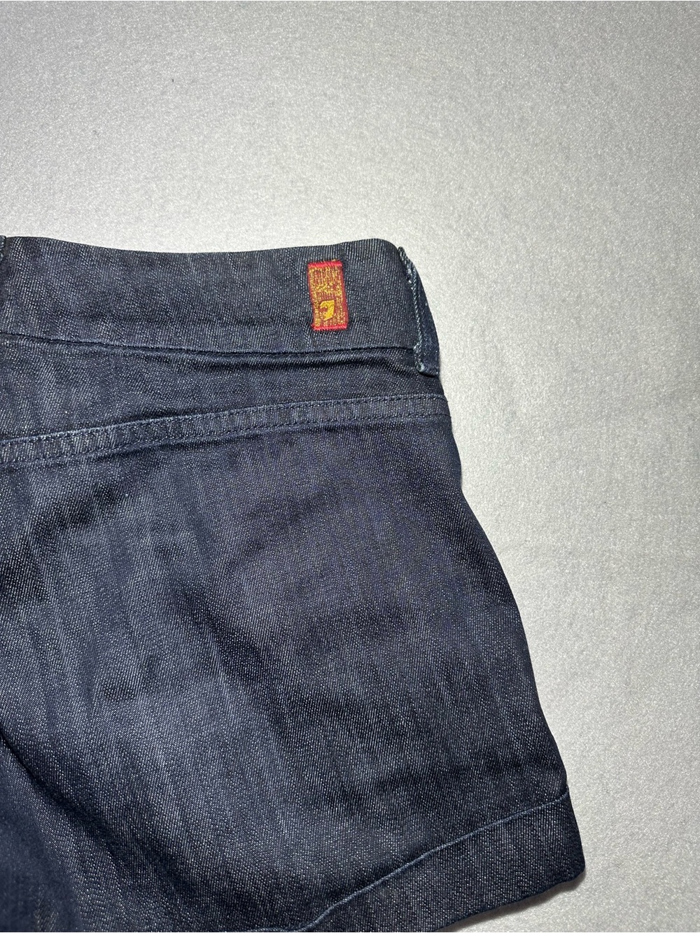 7 For All Mankind ( 7FAM ) shorts - Picture 4 of 6